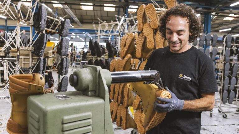 Effet ciseaux : entreprises françaises face à l’explosion des coûts et aux défis financiers.