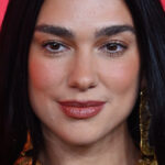 Dua Lipa invite Gaël Faye, Patti Smith et Kae Tempest lors d&rsquo;un événement à Londres