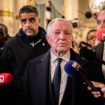 Plainte pour viol contre le directeur de campagne de Jean-Michel Aulas : tensions croissantes.