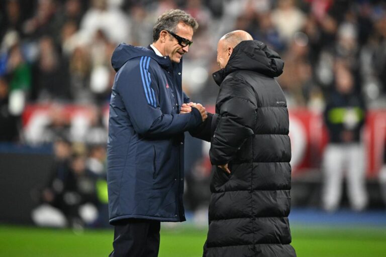 Eddie Jones salue le style de jeu de Fabien Galthié avant le match Japon-France