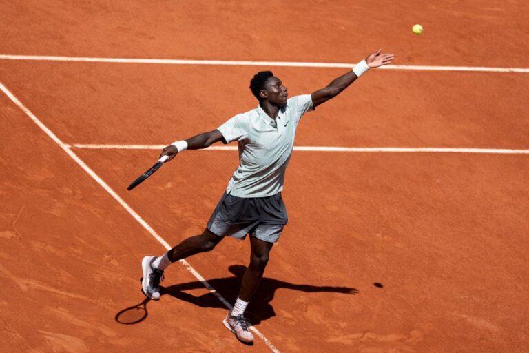 Moïse Kouame éliminé au premier tour de l’ATP 250 de Bastad par Nuno Borges.