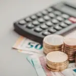 Pensions et AAH : le gouvernement renonce à la réforme prévue pour 2024.