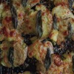 Pommes de terre écrasées au parmesan : recette simple de Trish Deseine à découvrir.