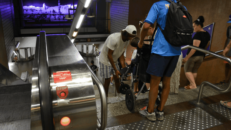 Les deux tiers du métro marseillais inaccessibles aux personnes à mobilité réduite.