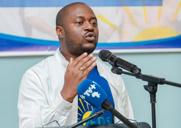 Suppression de l’avancement automatique des fonctionnaires : le FDS appelle à la concertation au Gabon.