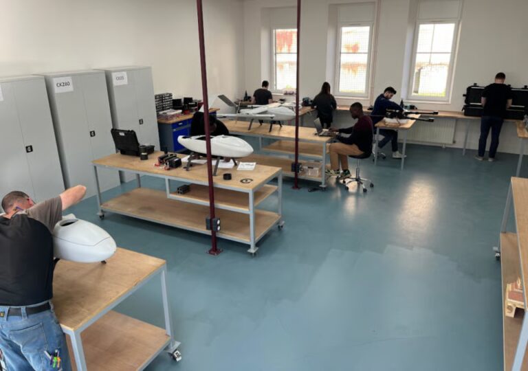 Guerre technologique : la Chine cible 14 entreprises européennes, dont 3 en France.