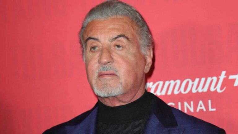 Sylvester Stallone se prépare physiquement pour un rôle de nageur dans son prochain film.