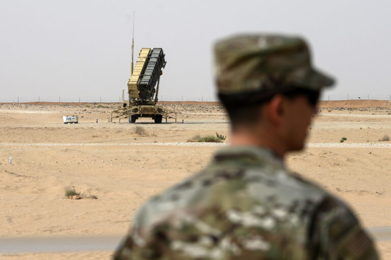 Trump appelle à la prudence avant d’autoriser l’envoi du système de défense Patriot à l’Ukraine.