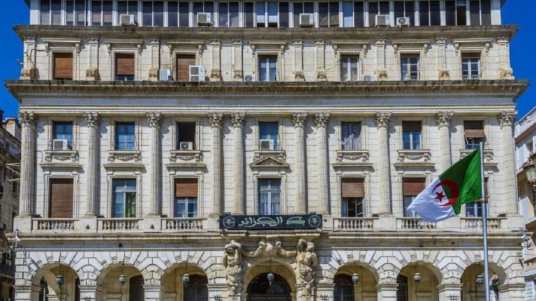 Allocation touristique de 750 € : précisions de la Banque d’Algérie sur les conditions d’accès.
