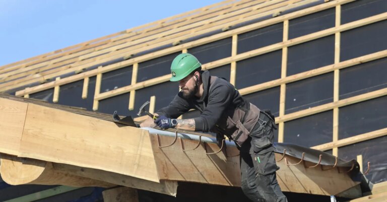 Le secteur de la construction en France confronté à une pénurie de main-d’œuvre malgré des salaires attractifs