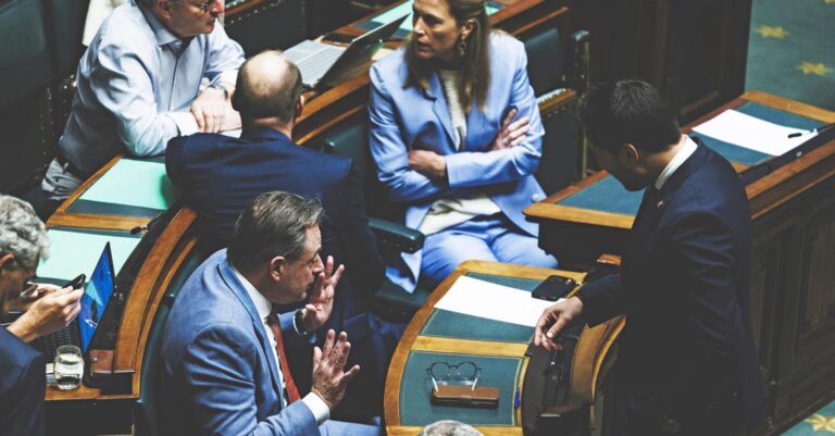 Budget : De Wever évoque la possibilité de faire tomber l’Arizona en raison de tensions politiques.