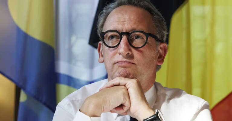 Accord estival du gouvernement bruxellois sur les impôts et les piscines extérieures dans la LEZ