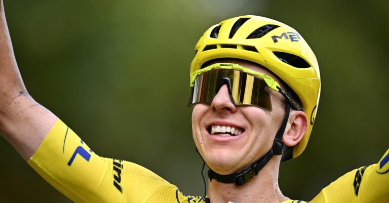 Tadej Pogacar remporte le Tour de France et annonce la recherche d’un nouvel objectif.