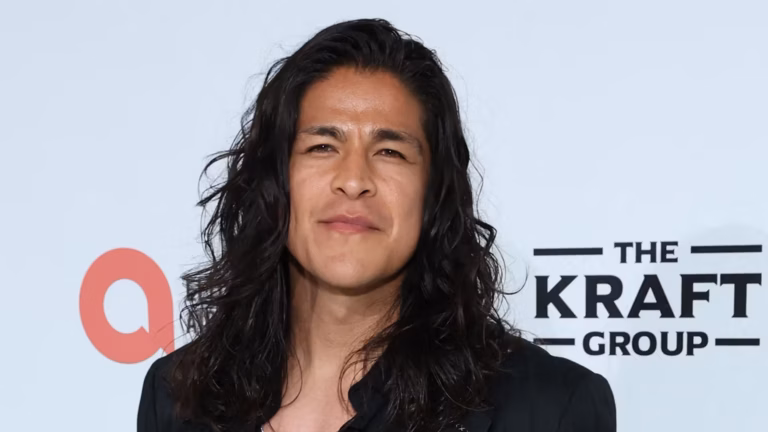 Cristo Fernández, de « Ted Lasso » à joueur de football professionnel, illustre la réalisation des rêves.