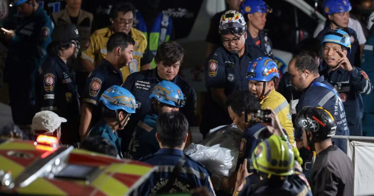 Incendie à Bangkok, remaniement en Ukraine et mousson au Bangladesh : les faits de la nuit