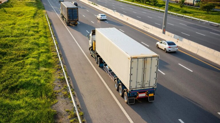 Loi-cadre sur les mobilités : financement insuffisant face à l’urgence climatique en France.
