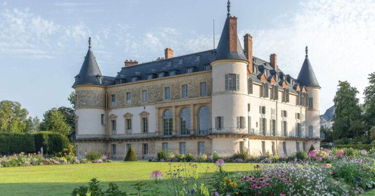 L’appartement présidentiel du château de Rambouillet accessible au public après restauration.