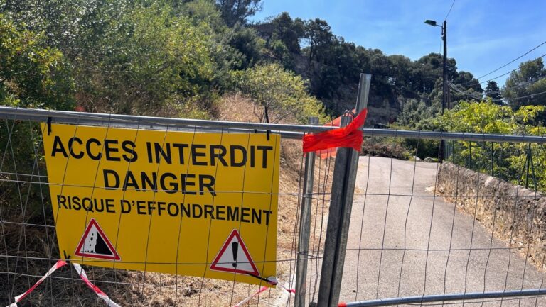 Réouverture imminente de la montée des Princes à Orange, un accès rénové pour les visiteurs.