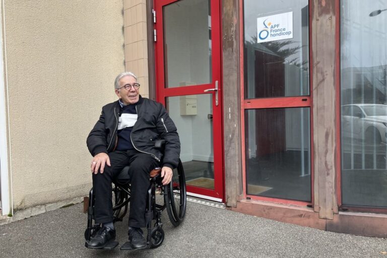 Fauteuils roulants remboursés à 100 % : une mesure adoptée par le gouvernement français.