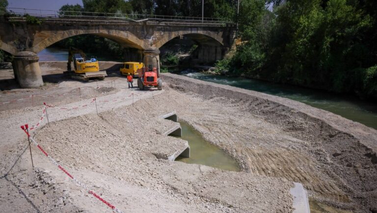 Renforcement du viaduc SNCF de Bédarrides : travaux d’ampleur en cours.