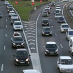 Pourquoi la file d’à côté avance-t-elle plus vite dans les bouchons en France ?