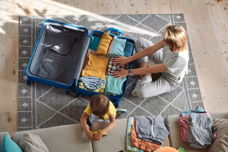 Checklist de valise pour enfants : éléments essentiels pour des vacances sans oublis.