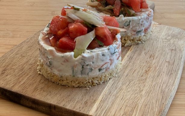 Cheesecake salé à la truite et tomates : une nouvelle tendance culinaire en France