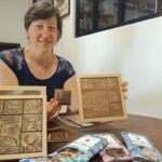Orthez propose une tablette de chocolat pour promouvoir la cité Fébus auprès des touristes.