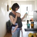 Congeler du lait infantile : recommandations des pédiatres et risques associés.