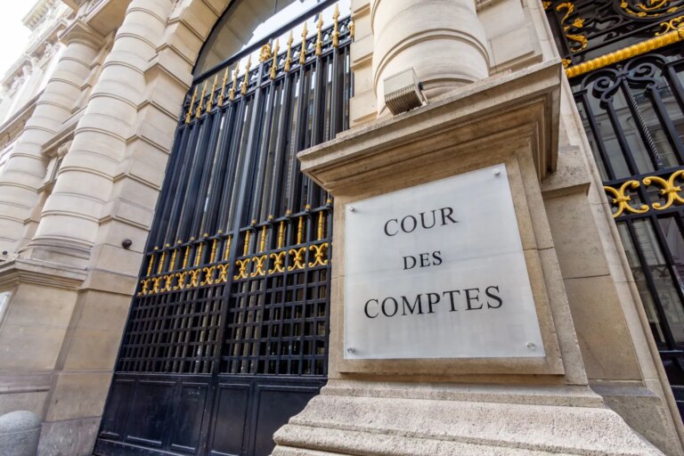 Déficit des collectivités entraîne une reprise immobilière dans le secteur public.