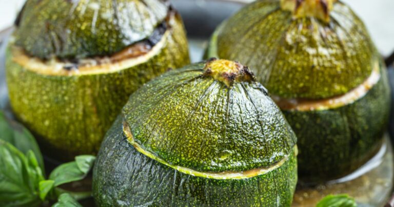 Recette traditionnelle des courgettes farcies de grand-mère en cuisine française