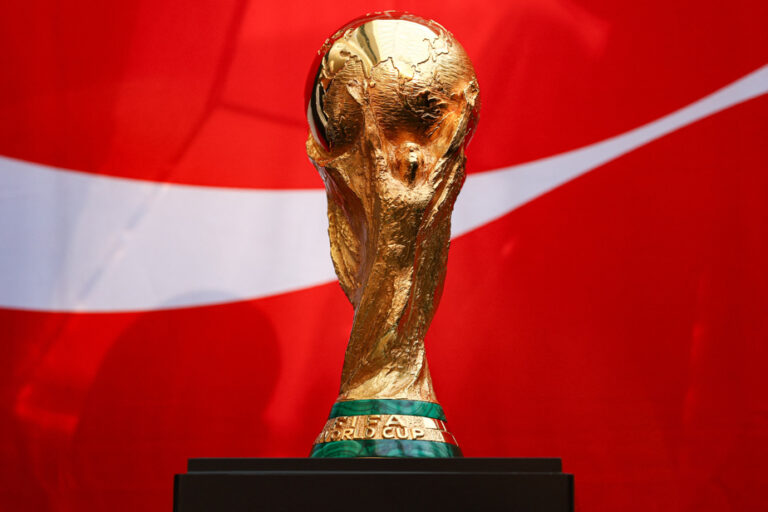 Finale Espagne-Argentine : Prédictions des experts sur le résultat du match