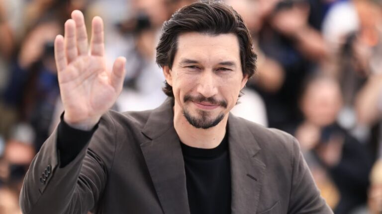 Adam Driver dément les rumeurs de son apparition dans un film Marvel, selon des sources.