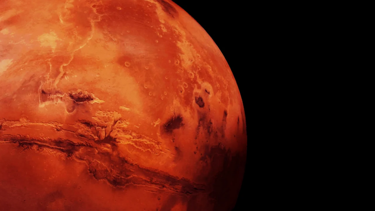 Un scientifique propose de bombarder Mars avec des comètes géantes pour la rendre habitable.