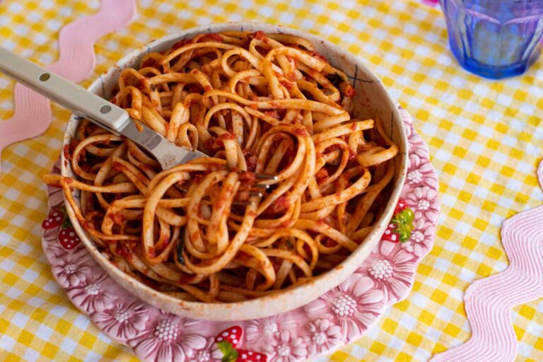 Les spaghettis de la prostituée : une recette napolitaine de pâtes authentiques