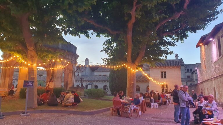Récupération des repas pour le pique-nique du 14 juillet à Villeneuve-lès-Avignon : dernière chance.