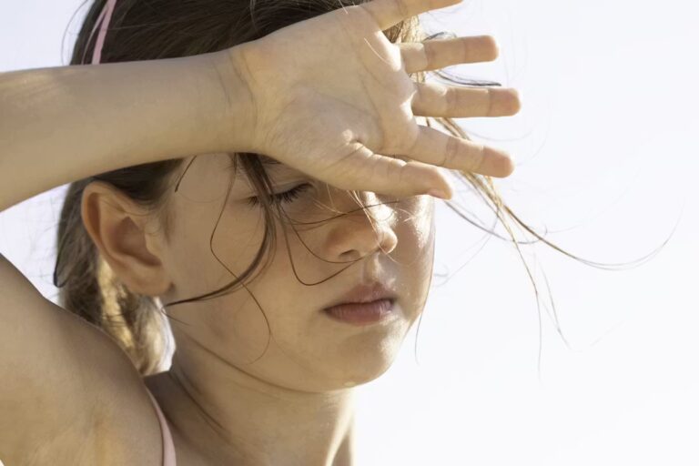Canicule : 5 conseils pour aider les enfants à gérer la chaleur en toute sérénité