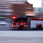 Un incendie à des-Prairies mobilise une centaine de pompiers sur le terrain.