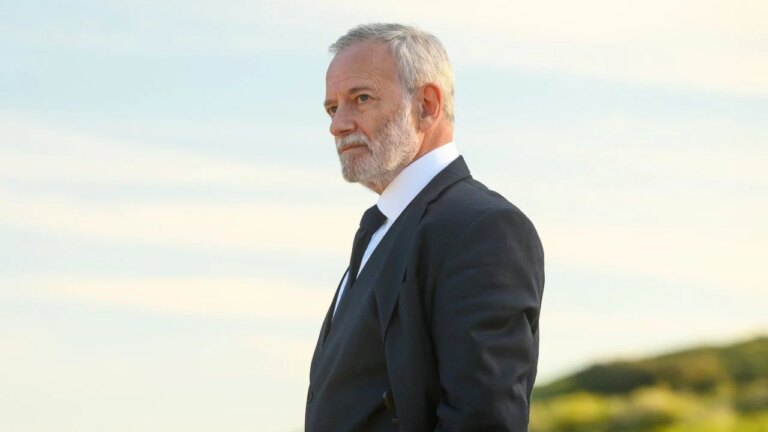 Zodiaque sur TF1 : une suite pour la saga estivale en discussion ?