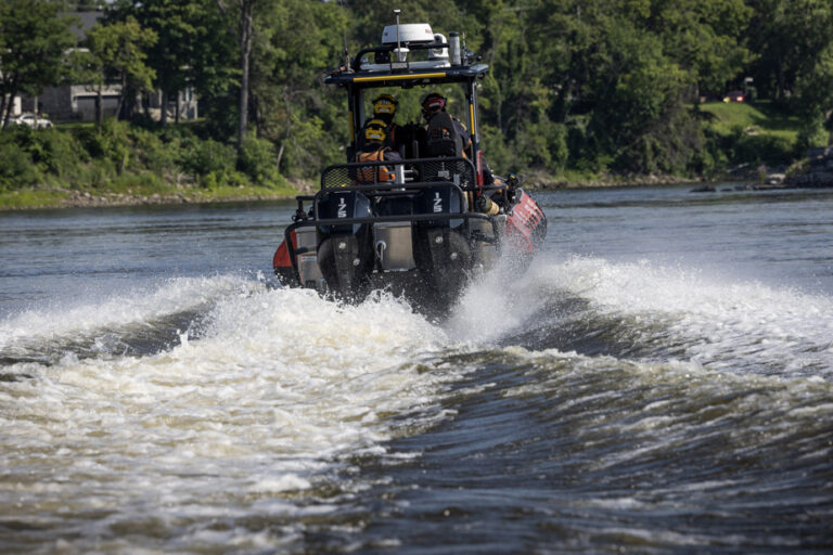 Sauvetage nautique à Verdun : deux citoyens interviennent pendant l’attente des pompiers.