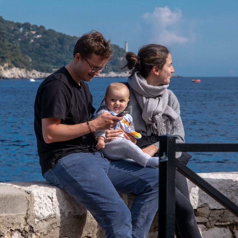 Coût de la vie : élever des enfants dans les Alpes-Maritimes trois fois plus cher qu’en Indre