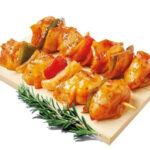 BROCHETTE DE POULET MARINE AU CURRY