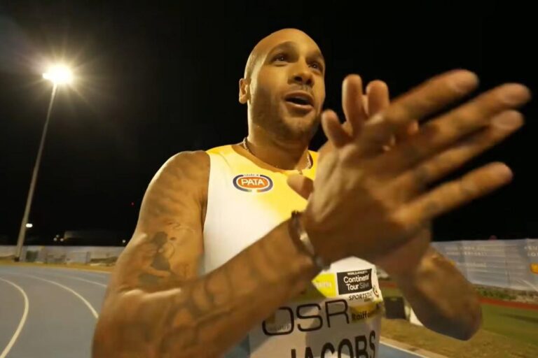 Marcell Jacobs réalise un temps de 9 »67 sur 100 m, non homologué en raison du vent.