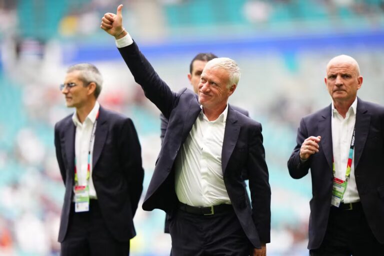 Deschamps évoque l’équipe de France, tensions au sein de l’armée ukrainienne ce week-end.