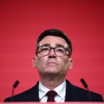 Andy Burnham examine la continuité de la politique étrangère britannique face aux défis actuels.