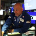 Wall Street : les investisseurs optent pour la prudence face à l&rsquo;incertitude économique.