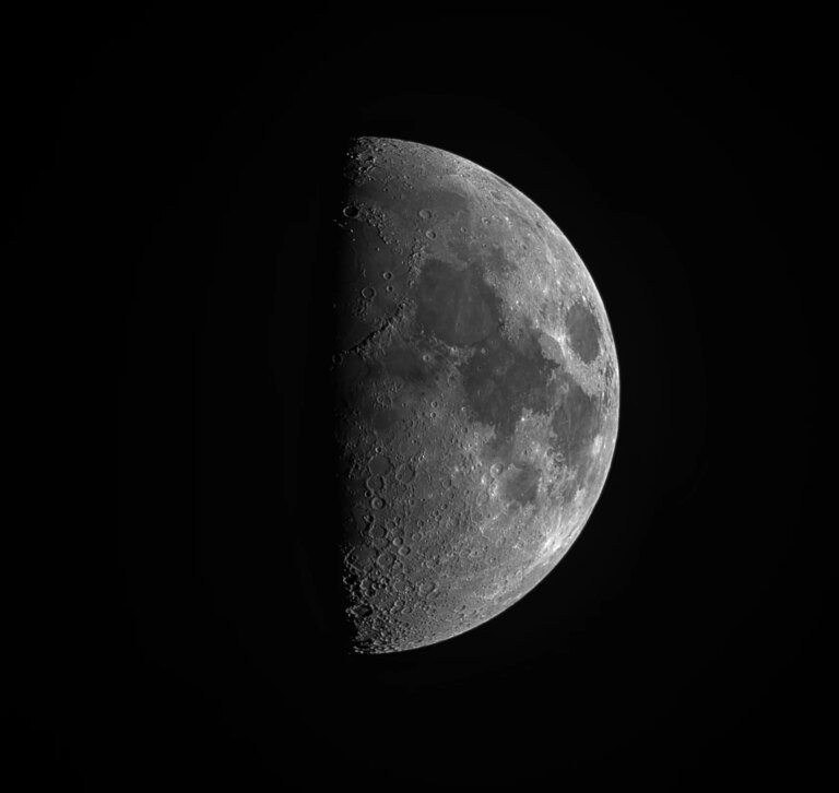 Lancement de la mission lunaire par l’agence spatiale X, objectif d’exploration scientifique.