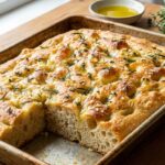 Focaccia sans gluten à l’ail et aux herbes : une alternative pour les régimes spécifiques en Europe