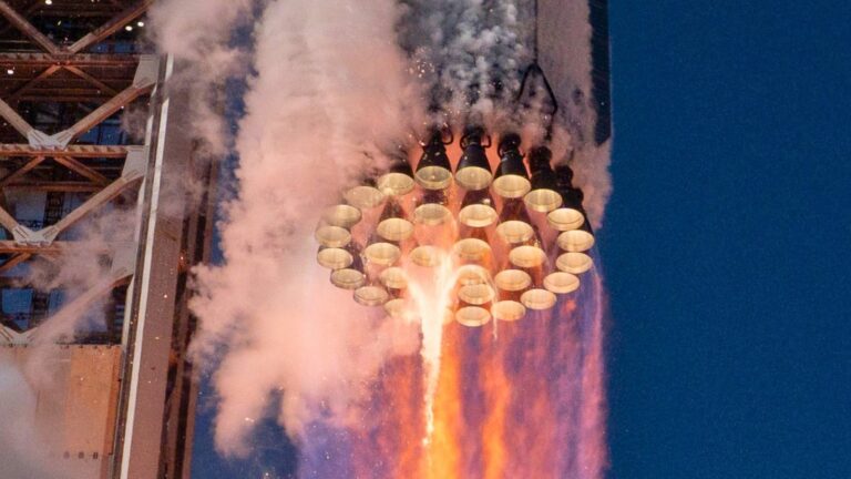 SpaceX publie trois vidéos inédites du lancement du vol 13 du Starship