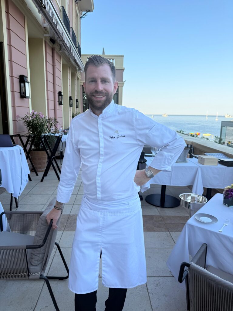 Gilles Pudlowski analyse les tendances culinaires en France et leurs implications sectorielles.